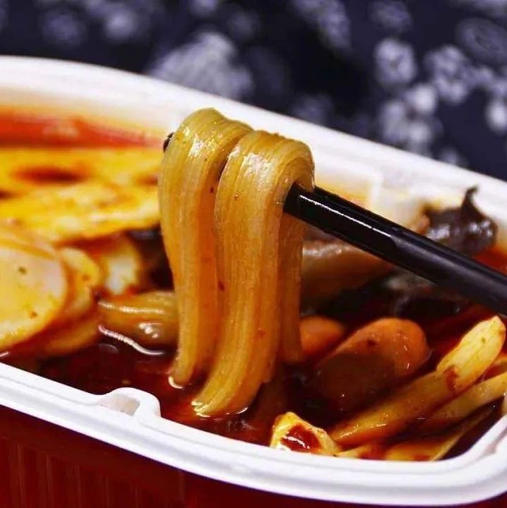 多方混戰(zhàn)自熱食品，高光時(shí)刻真來了？