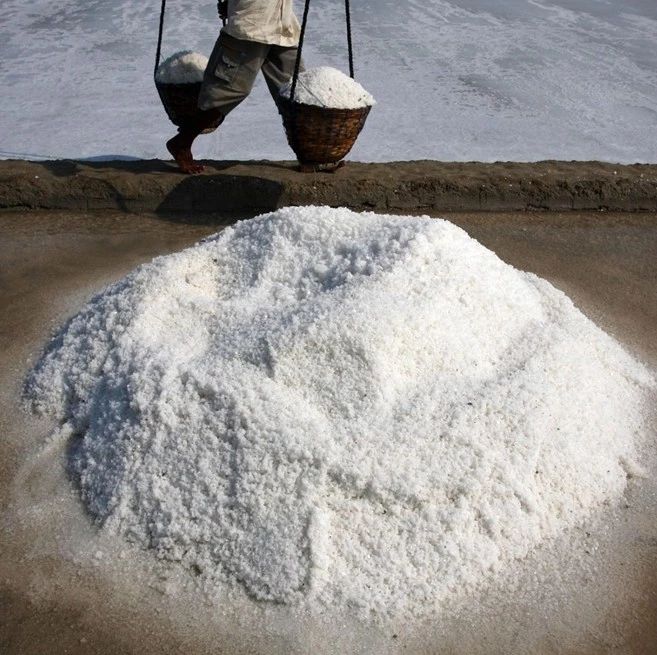 塑料無(wú)處不在：全球90%的食鹽都含有塑料微粒！
